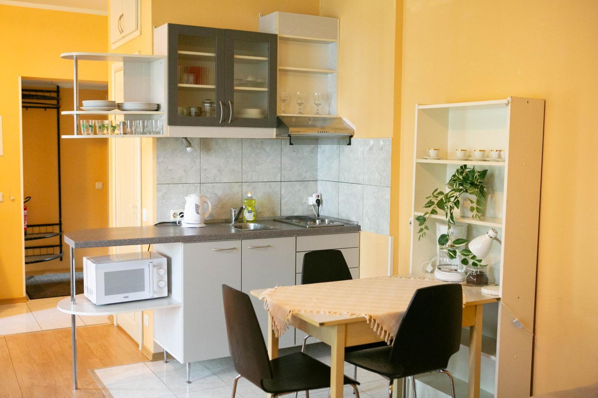 Center Of City Apartments, Bus Station 1Min, Airport 5 Min Tallinn Kamer foto