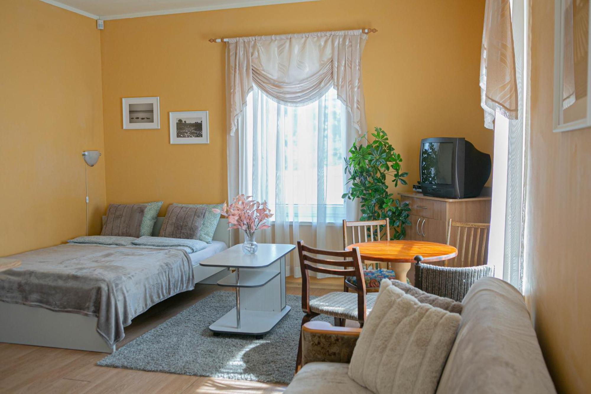 Center Of City Apartments, Bus Station 1Min, Airport 5 Min Tallinn Buitenkant foto